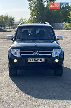 Внедорожник / Кроссовер Mitsubishi Pajero Wagon 2008 в 