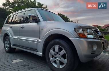 Внедорожник / Кроссовер Mitsubishi Pajero Wagon 2006 в 