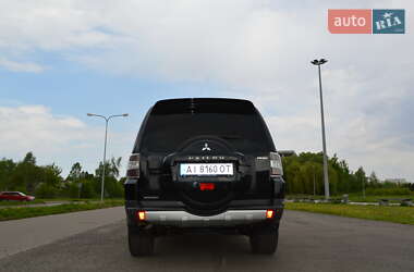 Позашляховик / Кросовер Mitsubishi Pajero Wagon 2008 в 