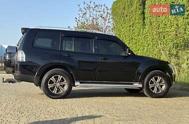 Внедорожник / Кроссовер Mitsubishi Pajero Wagon 2008 в 