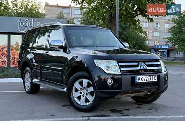 Позашляховик / Кросовер Mitsubishi Pajero Wagon 2007 в 