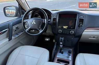 Позашляховик / Кросовер Mitsubishi Pajero Wagon 2007 в 