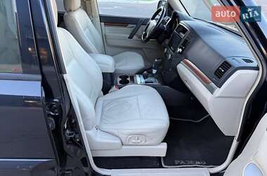 Позашляховик / Кросовер Mitsubishi Pajero Wagon 2007 в 