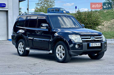 Внедорожник / Кроссовер Mitsubishi Pajero Wagon 2007 в 