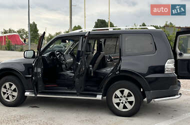 Позашляховик / Кросовер Mitsubishi Pajero Wagon 2008 в Києві