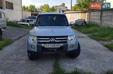 Позашляховик / Кросовер Mitsubishi Pajero Wagon 2008 в 
