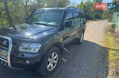 Позашляховик / Кросовер Mitsubishi Pajero Wagon 2006 в 