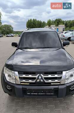 Внедорожник / Кроссовер Mitsubishi Pajero Wagon 2008 в Киеве