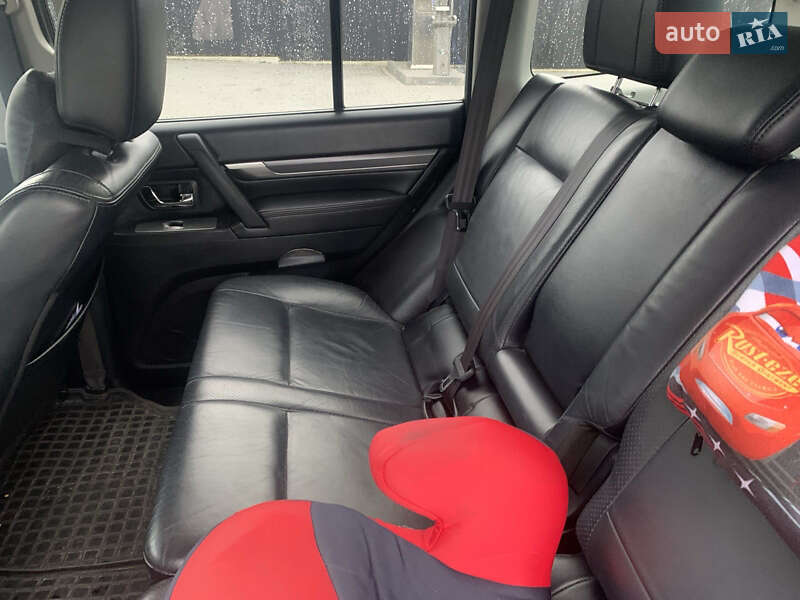 Внедорожник / Кроссовер Mitsubishi Pajero Wagon 2011 в Львове