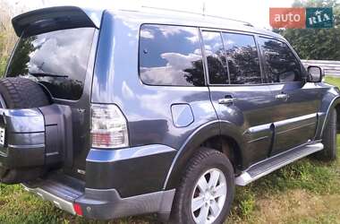 Внедорожник / Кроссовер Mitsubishi Pajero Wagon 2007 в 