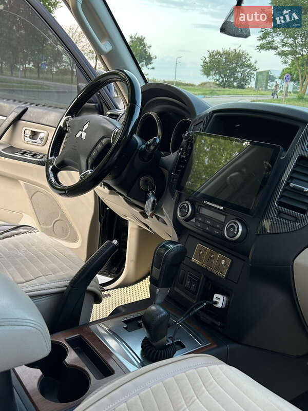 Внедорожник / Кроссовер Mitsubishi Pajero Wagon 2007 в Николаеве