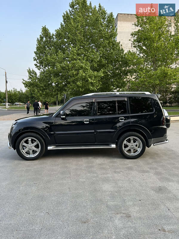 Внедорожник / Кроссовер Mitsubishi Pajero Wagon 2007 в Николаеве