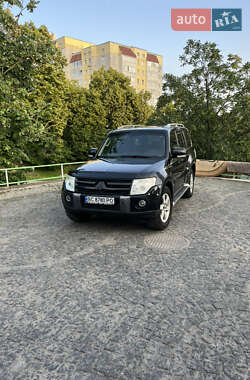 Внедорожник / Кроссовер Mitsubishi Pajero Wagon 2008 в Хмельницком