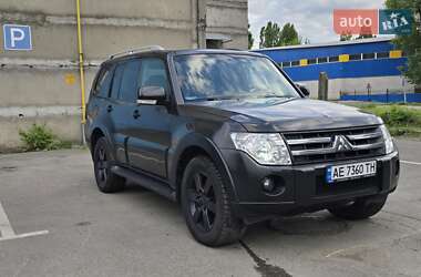 Внедорожник / Кроссовер Mitsubishi Pajero Wagon 2007 в 