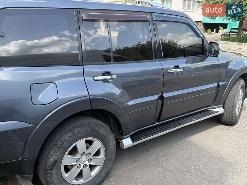 Mitsubishi Pajero Wagon 2007