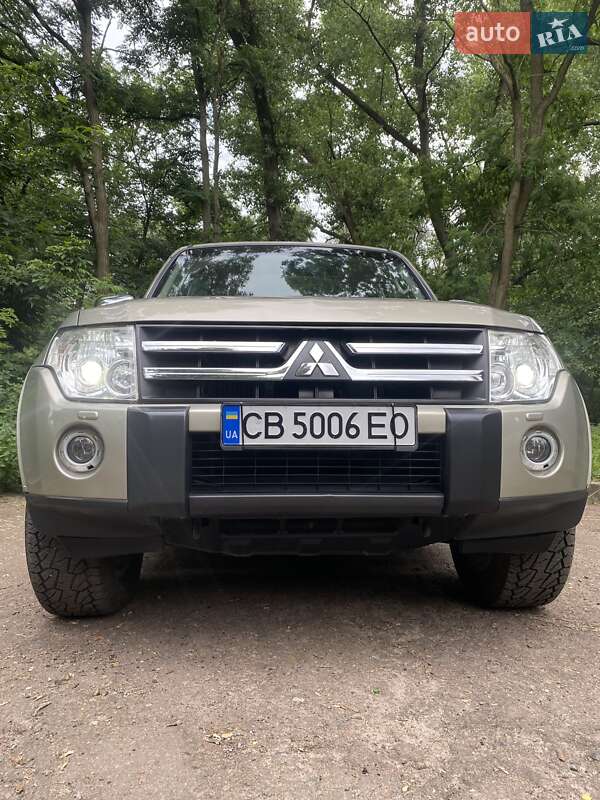 Внедорожник / Кроссовер Mitsubishi Pajero Wagon 2008 в Чернигове