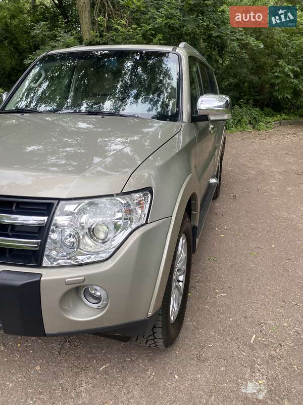 Внедорожник / Кроссовер Mitsubishi Pajero Wagon 2008 в Чернигове