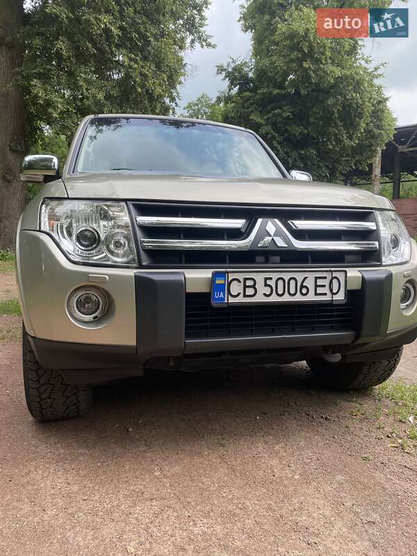 Внедорожник / Кроссовер Mitsubishi Pajero Wagon 2008 в Чернигове