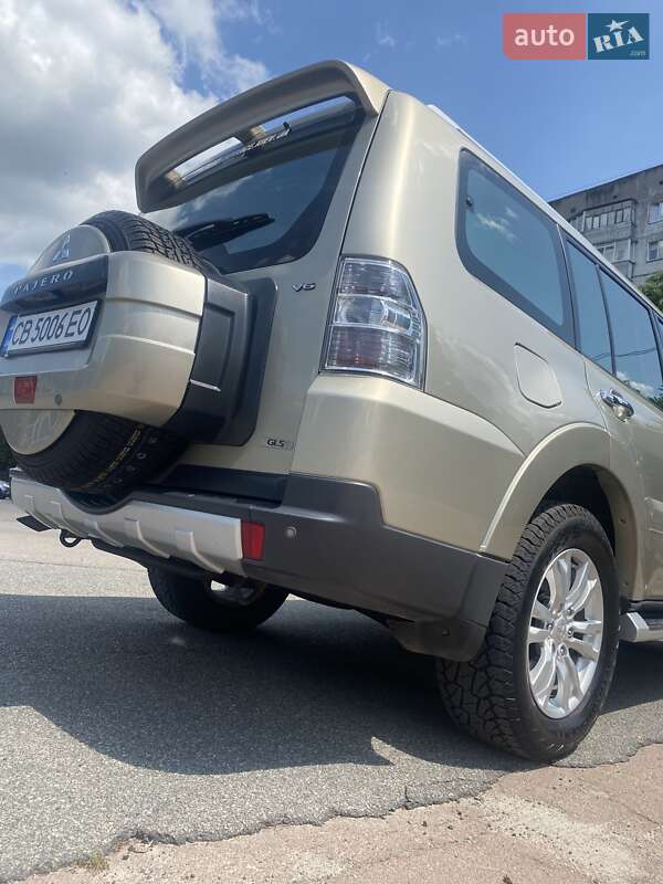 Внедорожник / Кроссовер Mitsubishi Pajero Wagon 2008 в Чернигове