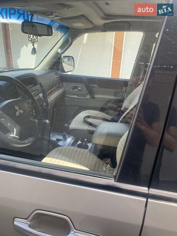 Внедорожник / Кроссовер Mitsubishi Pajero Wagon 2008 в Чернигове