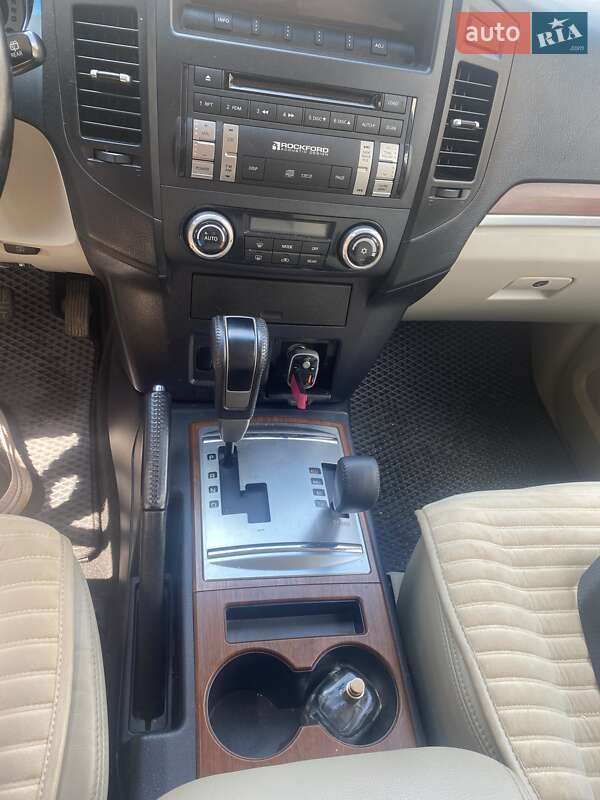 Внедорожник / Кроссовер Mitsubishi Pajero Wagon 2008 в Чернигове