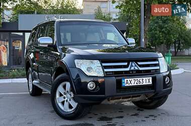 Внедорожник / Кроссовер Mitsubishi Pajero Wagon 2007 в 