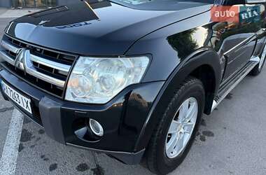 Внедорожник / Кроссовер Mitsubishi Pajero Wagon 2007 в 