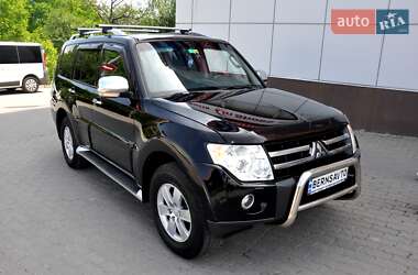 Внедорожник / Кроссовер Mitsubishi Pajero Wagon 2008 в 