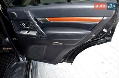 Внедорожник / Кроссовер Mitsubishi Pajero Wagon 2008 в 