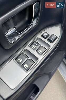 Внедорожник / Кроссовер Mitsubishi Pajero Wagon 2007 в 