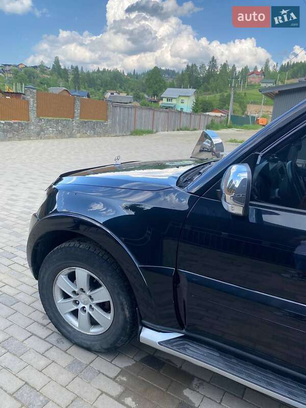 Внедорожник / Кроссовер Mitsubishi Pajero Wagon 2007 в Славском