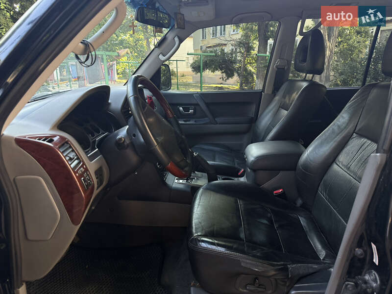 Внедорожник / Кроссовер Mitsubishi Pajero Wagon 2006 в Одессе