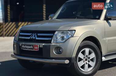 Внедорожник / Кроссовер Mitsubishi Pajero Wagon 2008 в 