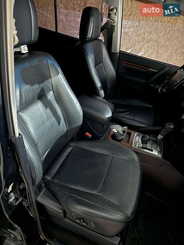 Позашляховик / Кросовер Mitsubishi Pajero Wagon 2007 в Чернівцях фото 6 Позашляховик / Кросовер Mitsubishi Pajero Wagon 2007 в Чернівцях