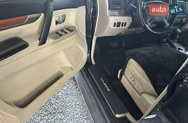 Внедорожник / Кроссовер Mitsubishi Pajero Wagon 2007 в 
