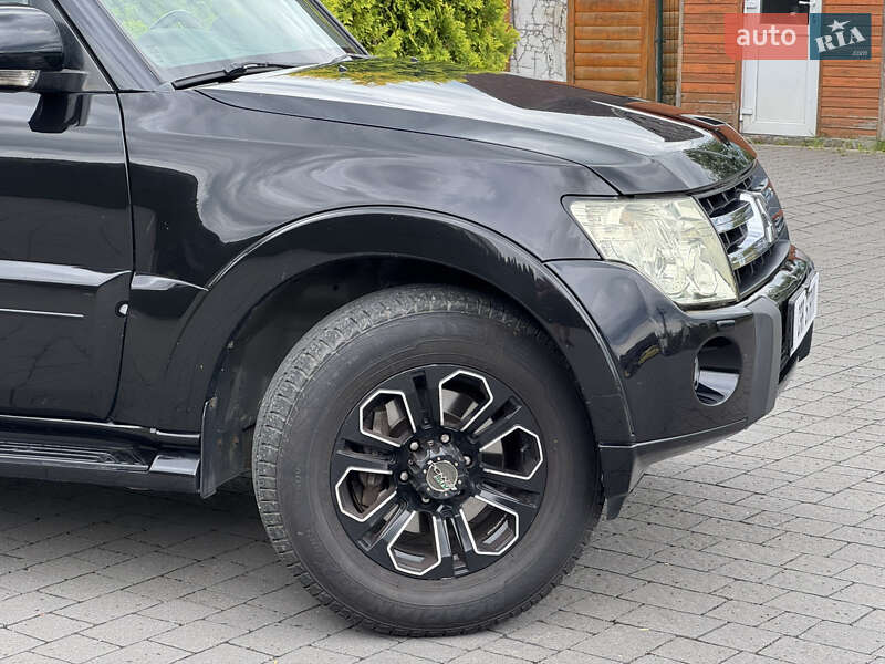 Внедорожник / Кроссовер Mitsubishi Pajero Wagon 2008 в Стрые