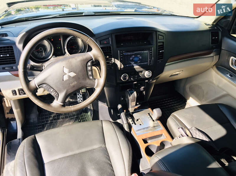 Внедорожник / Кроссовер Mitsubishi Pajero Wagon 2007 в Одессе