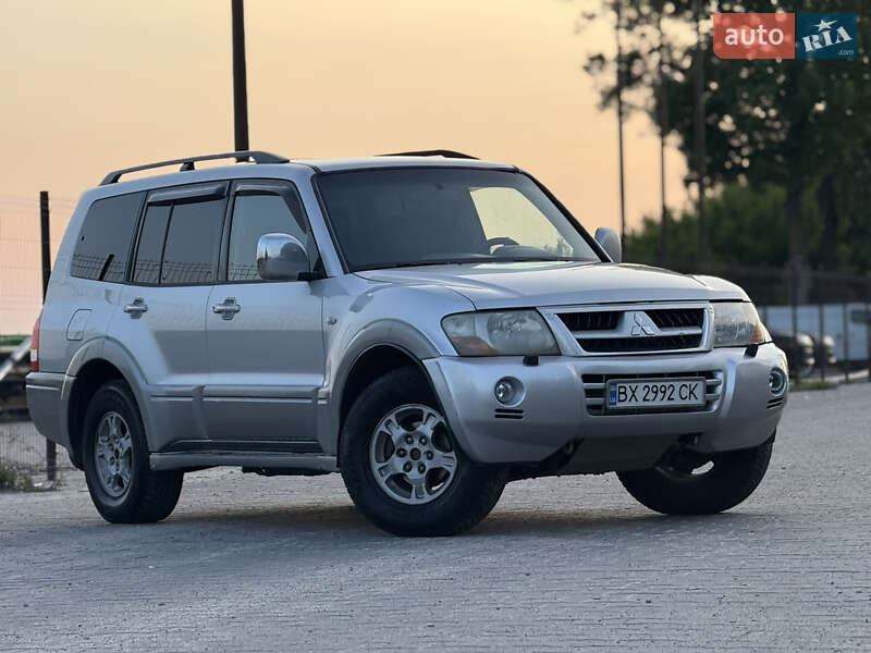 Mitsubishi Pajero Wagon 2003