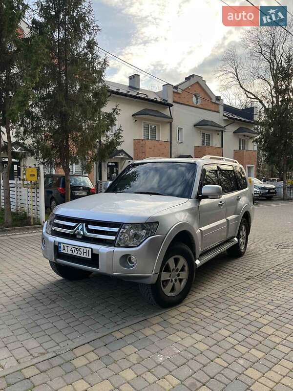 Внедорожник / Кроссовер Mitsubishi Pajero Wagon 2008 в Коломые