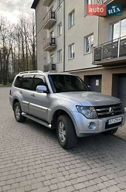 Внедорожник / Кроссовер Mitsubishi Pajero Wagon 2008 в 