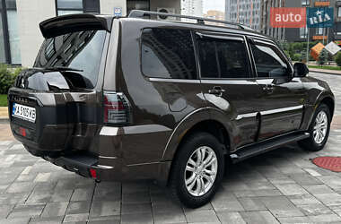 Внедорожник / Кроссовер Mitsubishi Pajero Wagon 2019 в 