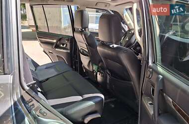Позашляховик / Кросовер Mitsubishi Pajero Wagon 2013 в 