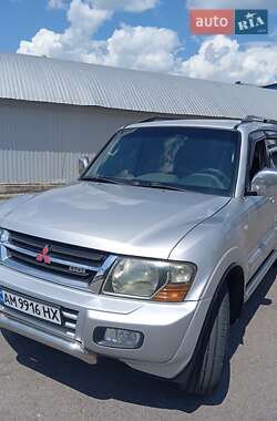 Внедорожник / Кроссовер Mitsubishi Pajero Wagon 2001 в 