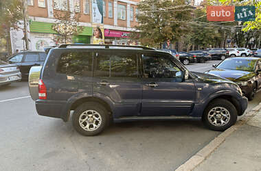 Внедорожник / Кроссовер Mitsubishi Pajero Wagon 2006 в 