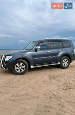 Позашляховик / Кросовер Mitsubishi Pajero Wagon 2008 в Києві