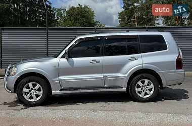 Позашляховик / Кросовер Mitsubishi Pajero Wagon 2005 в 