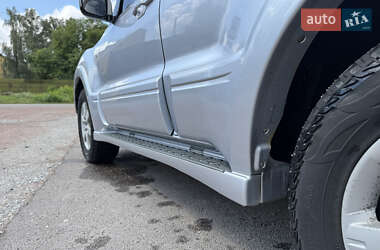 Позашляховик / Кросовер Mitsubishi Pajero Wagon 2005 в 