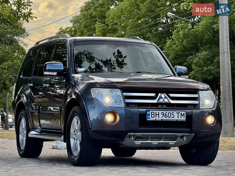 Позашляховик / Кросовер Mitsubishi Pajero Wagon 2008 в Одесі