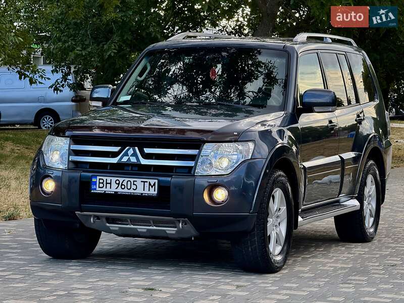 Позашляховик / Кросовер Mitsubishi Pajero Wagon 2008 в Одесі
