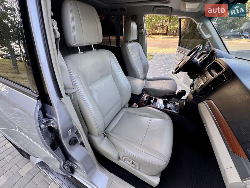 Внедорожник / Кроссовер Mitsubishi Pajero Wagon 2007 в Одессе